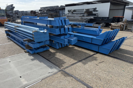 15.00 x 55.00m (825m²)
